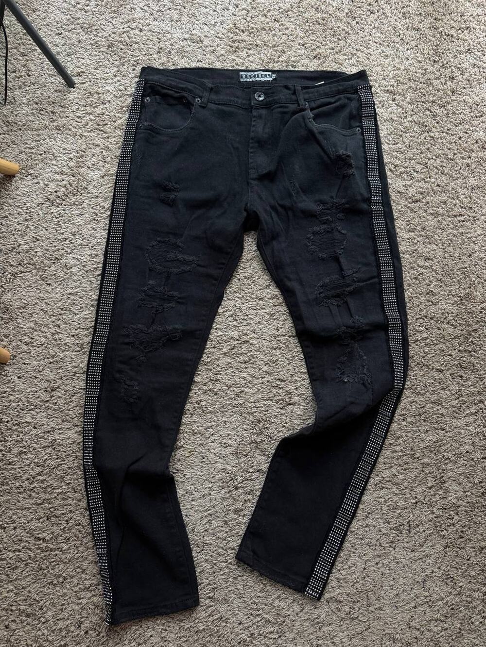 DECIBEL Men's Black Rhinestone Stripe Jeans Ripped w36 L32
